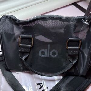 ALO Yoga Charcoal Men's Toiletry Bag